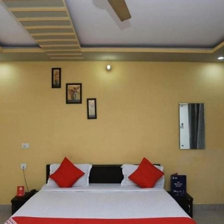 Hotel S K Palace Lucknow , Best Hotel In Lucknow , Hotel In Transport Nagar Lucknow ,Budget Hotels In Lakhnau Kültér fotó