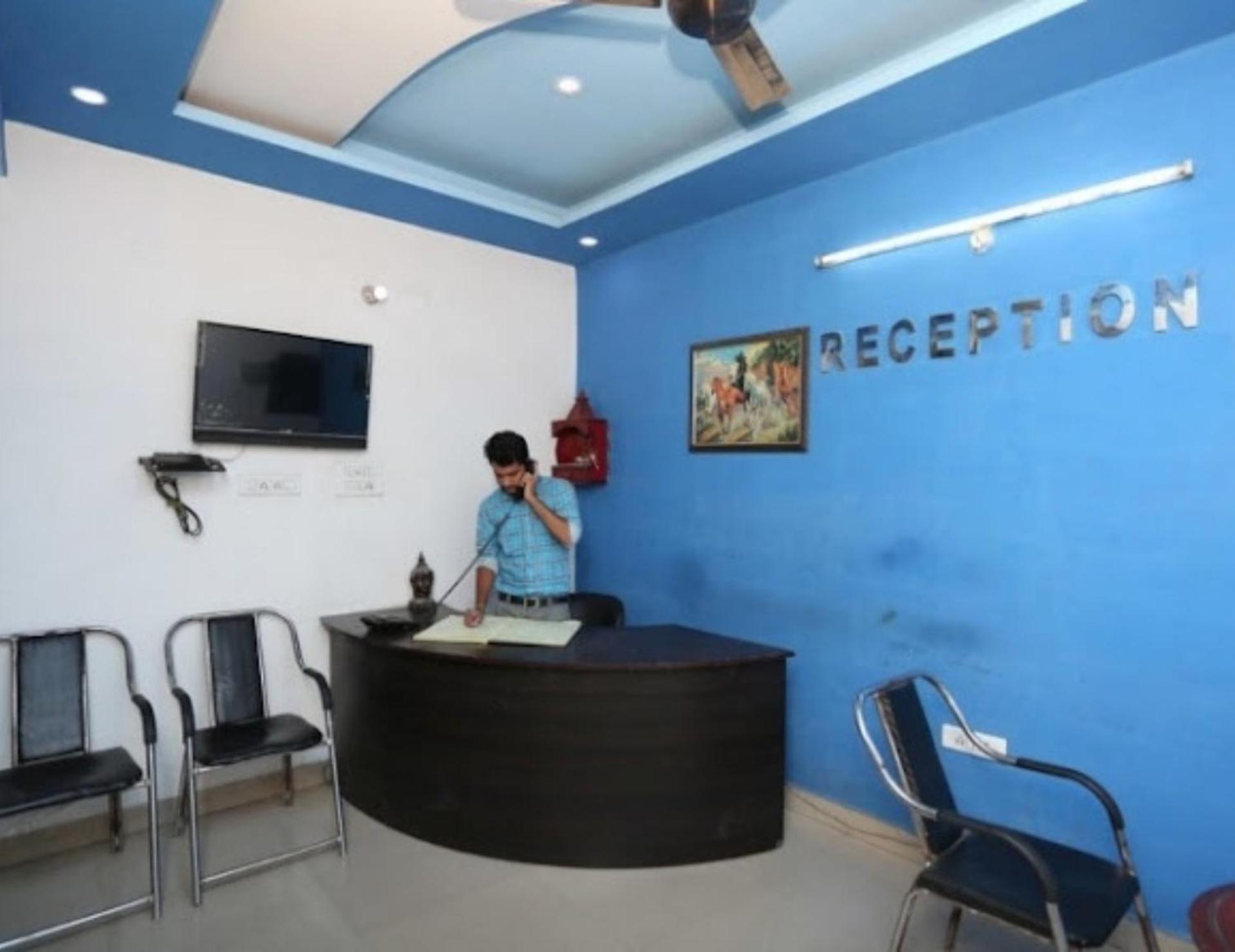 Hotel S K Palace Lucknow , Best Hotel In Lucknow , Hotel In Transport Nagar Lucknow ,Budget Hotels In Lakhnau Kültér fotó